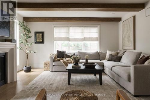 Imagine the photos here on Christmas mornings! - 890 Forest Glen Avenue, Burlington, ON 