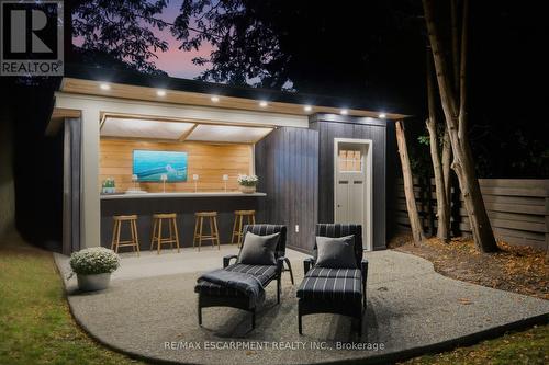 890 Forest Glen Avenue, Burlington, ON 