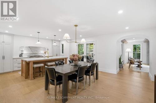 890 Forest Glen Avenue, Burlington, ON 