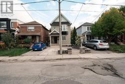 9 SAVOY AVENUE  Toronto, ON M4C 2X4