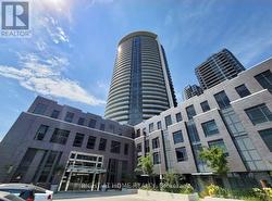 3001 - 30 GIBBS ROAD Toronto, ON M9B 0E4
