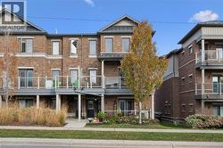 1114 FAIRWAY Road N Unit# B  Kitchener, ON N2A 0H6