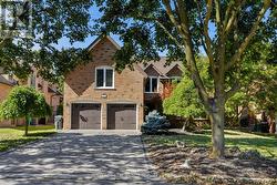 4279 BRIDLEPATH TRAIL  Mississauga, ON L5L 3K3