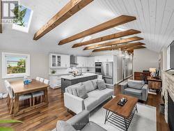 41 RINGLEY AVENUE  Toronto, ON M8Y 1P3