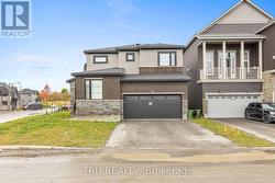 624 GALARNEAU WAY  Ottawa, ON K2W 0M1
