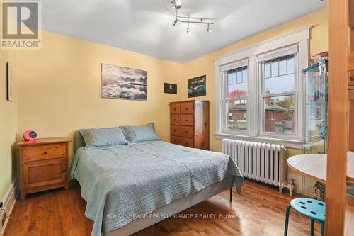 16 Renfrew Avenue, Ottawa, ON 