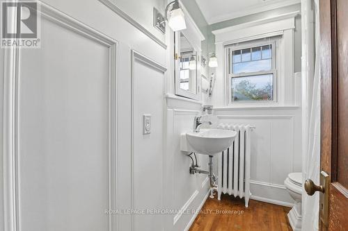 16 Renfrew Avenue, Ottawa, ON 