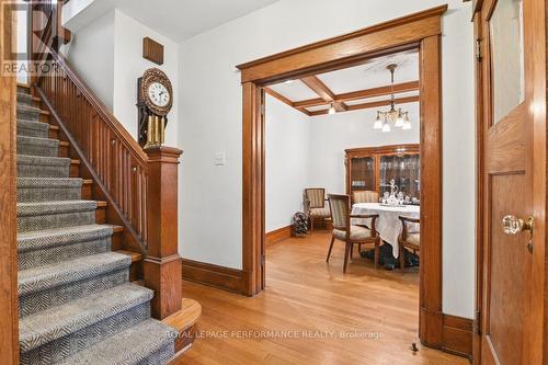 16 Renfrew Avenue, Ottawa, ON 