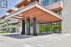 321 - 1575 LAKESHORE ROAD W Mississauga (Clarkson), ON L5J 1J4