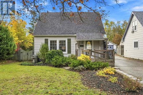 19 CHURCHILL CRESCENT  Kawartha Lakes (Lindsay), ON K9V 3Y7