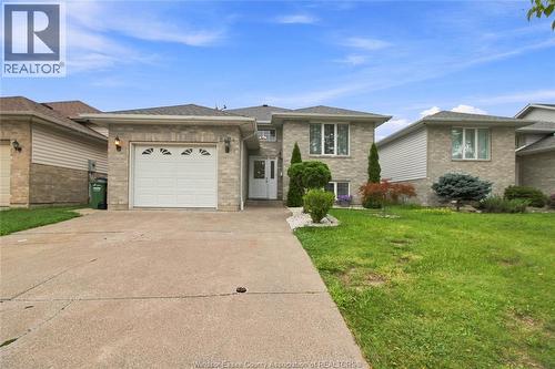 2424 TIMBERCREST AVENUE  Windsor, ON N8P 1S2