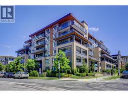 401 603 REGAN AVENUE Coquitlam, BC V3J 0K2