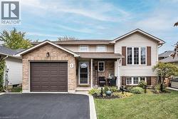 6 STUART Street  Caledonia, ON N3W 2L3