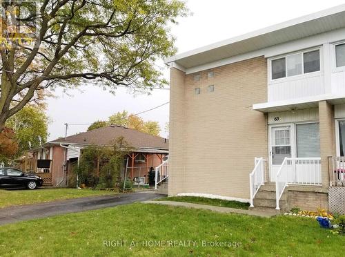 63 LINDSAY AVENUE  Newmarket, ON L3Y 4N7