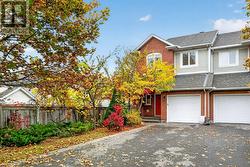 62 SONATA PLACE  Ottawa, ON K1G 6H2