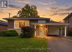 15 MARLENA DRIVE  Toronto, ON M1E 2Y9