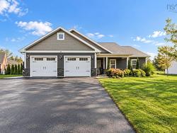10 Deer Haven Drive  Kentville, NS B4N 0B9