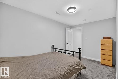 7404 92 Av Nw, Edmonton, AB 