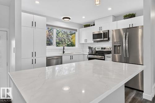 7404 92 Av Nw, Edmonton, AB 