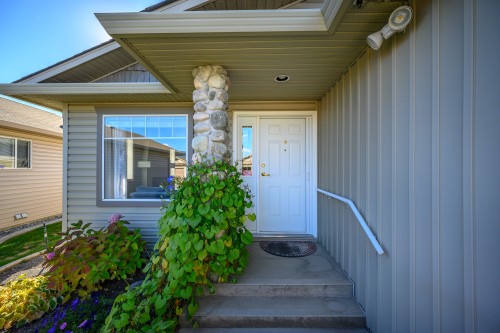 30-5888 Okanagan Landing Road  Vernon, BC V1H 1S2