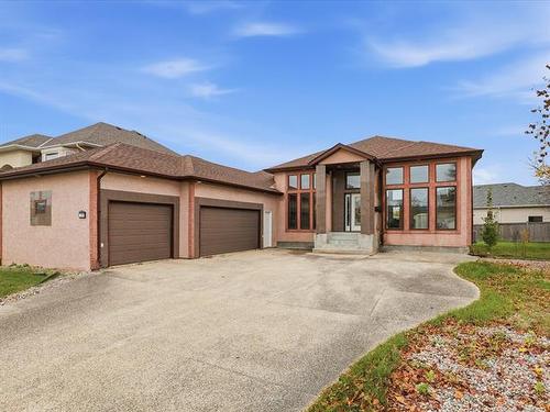 7 Brenner BAY  Winnipeg, MB R2P 2S2