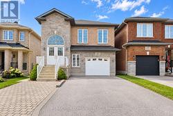 MAIN FL - 10 ARMSTRONG CRESCENT Bradford West Gwillimbury, ON L3Z 2B5