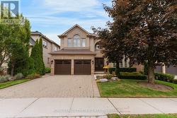 2479 BON ECHO DRIVE Oakville, ON L6H 7R1