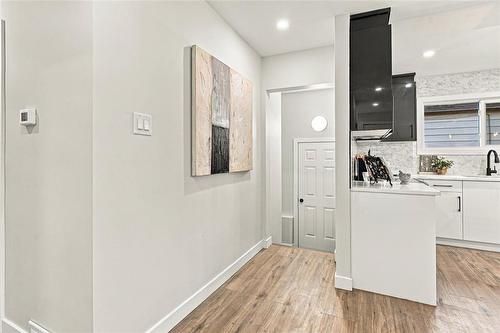 423 Beaverbrook Street, Winnipeg, MB 