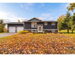 55 Des Roches ST Bouctouche Bay, NB E4S 4L9