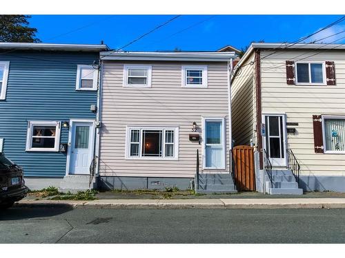 52 Cabot Street  St. John's, NL A1C 1Z6