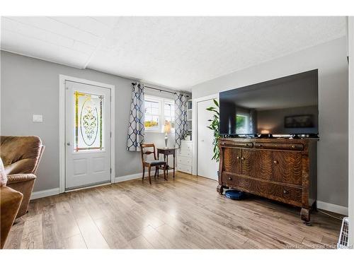 22 Bailey Ave, Fredericton, NB 