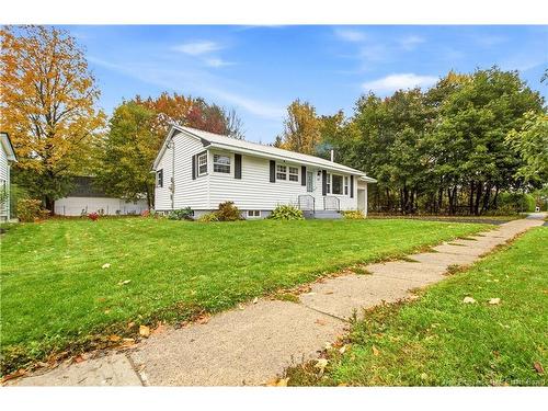 22 Bailey Ave, Fredericton, NB 