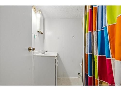 22 Bailey Ave, Fredericton, NB 