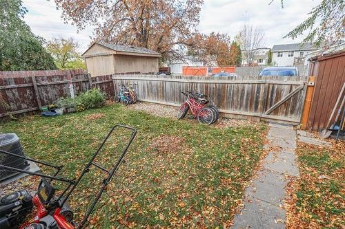 26 Agincourt Rd, Winnipeg, MB 