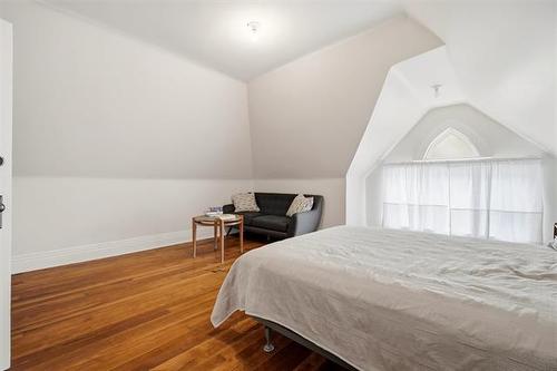 153 Burrows Ave, Winnipeg, MB 