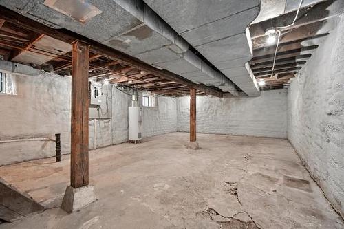 153 Burrows Ave, Winnipeg, MB 