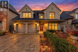 41 WENTWORTH AVENUE  Toronto, ON M2N 1T5