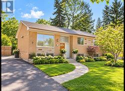 19 BROOKWOOD COURT  Toronto, ON M3C 1C1