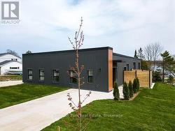 1 - 2605 3RD AVENUE W  Owen Sound, ON N4K 4S9