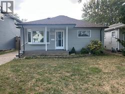 1915 FERNDALE  Windsor, ON N8T 2K9
