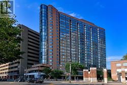 1204 - 1055 BAY STREET  Toronto, ON M5S 3A3