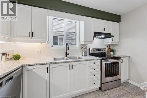 165 Cavelletti Court, Waterloo, ON 