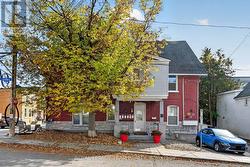 7 - 4 ECCLES STREET  Ottawa, ON K1R 6S2