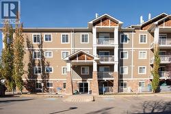 204, 304 Cranberry Park SE  Calgary, AB T3M 1W2