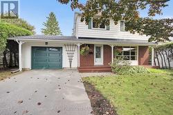 144 OLD COLONY ROAD  Ottawa, ON K2L 1M4