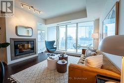 3307 - 180 UNIVERSITY AVENUE Toronto, ON M5H 0A2