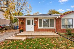 602 COLLEGE AVENUE W Guelph (Dovercliffe Park/Old University), ON N1G 1T6