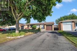 MAIN - 13 MANITOU CRESCENT  Brampton, ON L6S 2Z6