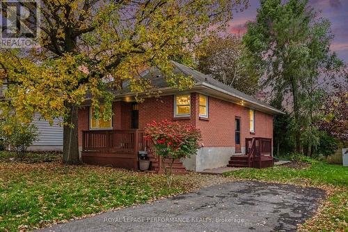 856 Iroquois Road, Ottawa, ON 
