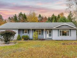 39 Homestead Drive  Valley, NS B6L 3S1